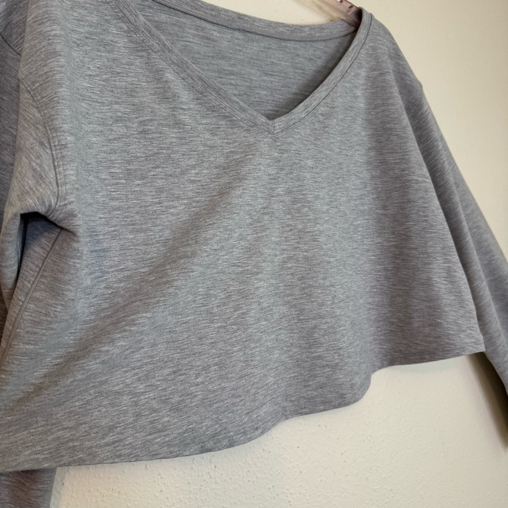 Lululemon Cropped Bell Sleeve Show Your Depth V Neck Pullover Size XS/S GRAY - Picture 4 of 9